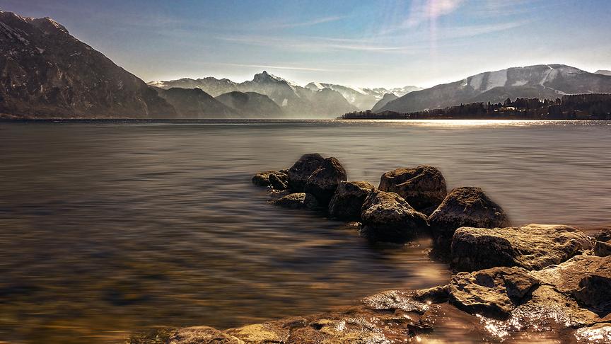 © Fuchshuber Friedrich Blick von Atmünster auf Traunsee und Traunstein. (Fuchshuber Friedrich)