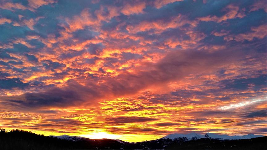 © Ing. Matthias Helmut Leitgeb Sonnenuntergang bei der Hiasl Zirbenhütte. (Ing. Matthias Helmut Leitgeb)