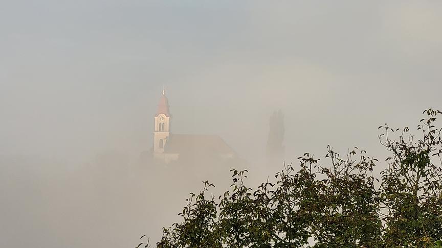 © Waltraud Fartek Klein Mariazell verhüllt im Nebel (Waltraud Fartek)